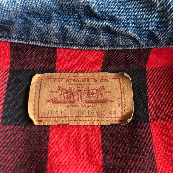 Vintage Levi Trucker Denim Jacket - Picture 6 of 7